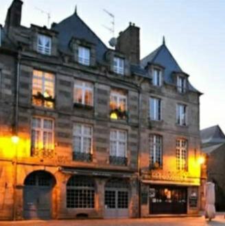 Eglantine Appartement Centre Historique De Dinan Exterior foto